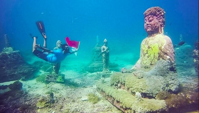 budha temple, nusa penida